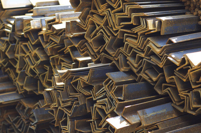 新車汽車配件中的金屬制品 品質(zhì)、功能與未來趨勢(shì)